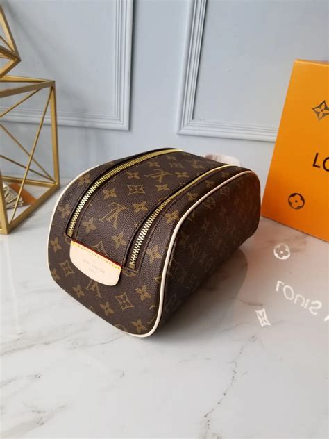 replica louis vuitton toiletry bag|Louis Vuitton toiletry pouch 19.